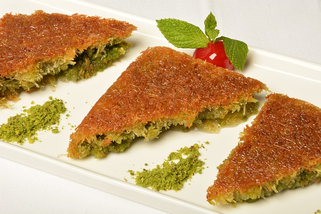 Pistachio Kadayif Recipe with Sherbet |Turkish Dessert Kadayif